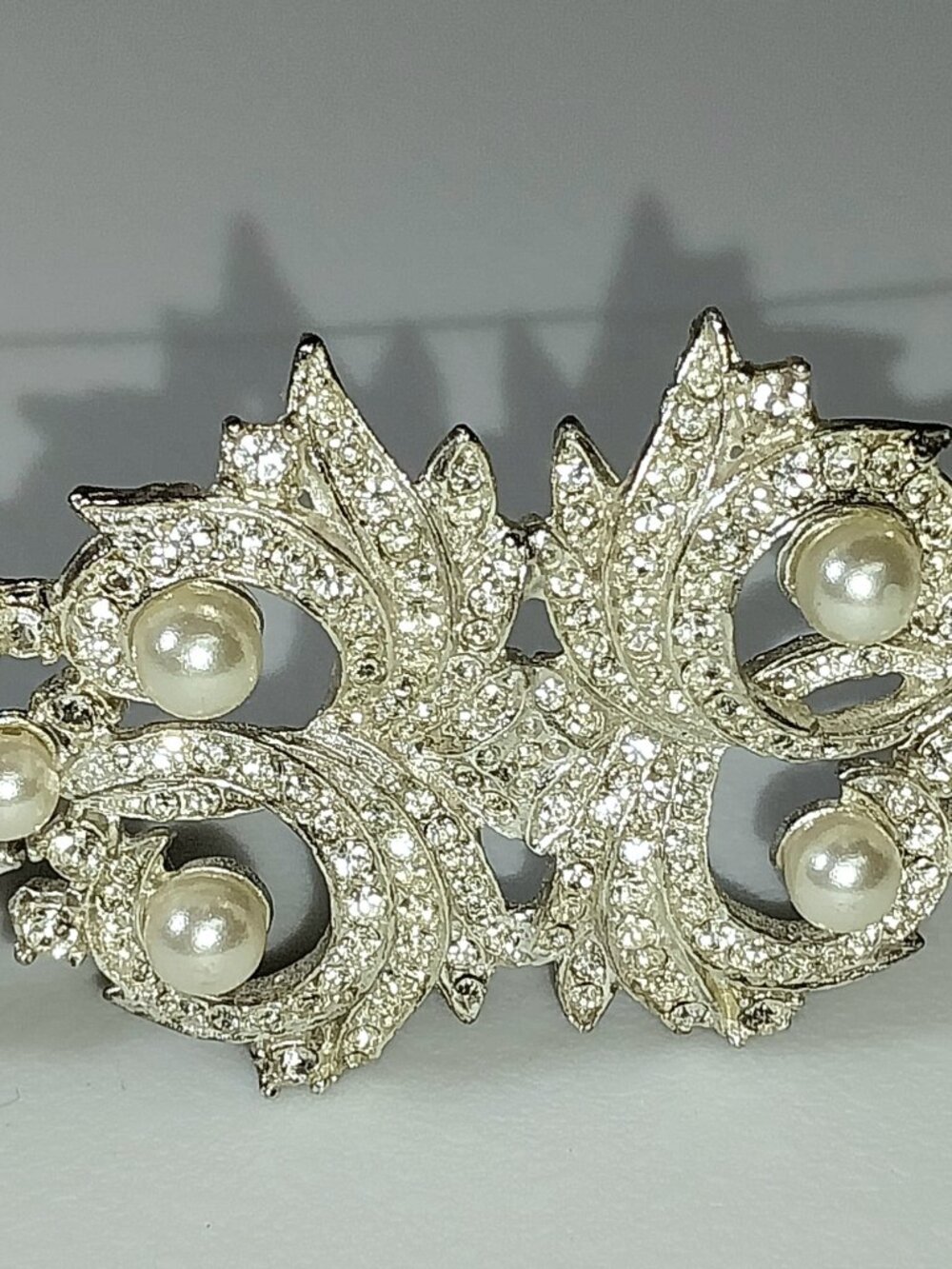 Giavan Hairpiece/comb Silver Rhinestones and Faux Pearl